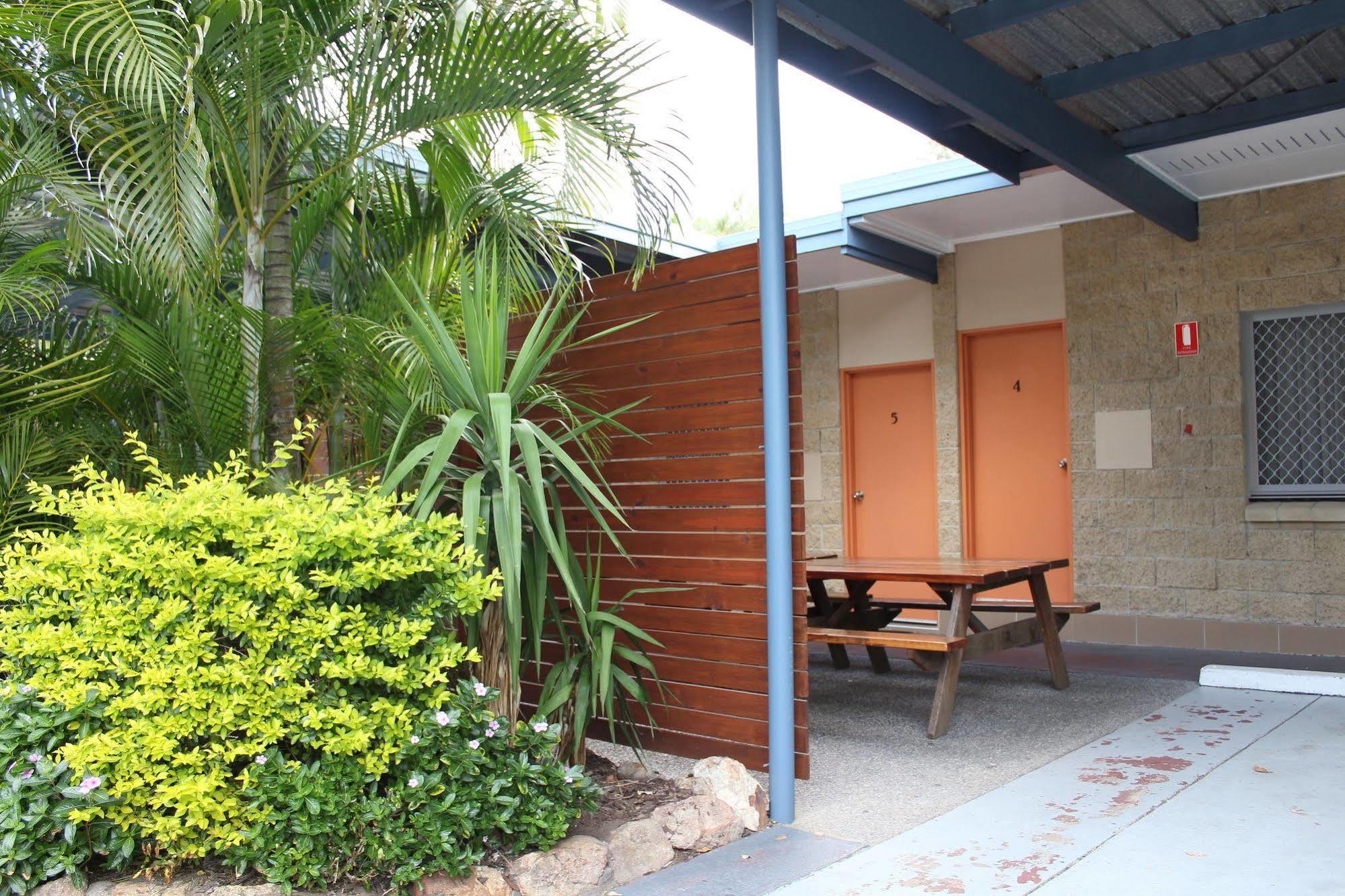 Mango Tree Motel Агнес Уотър Екстериор снимка