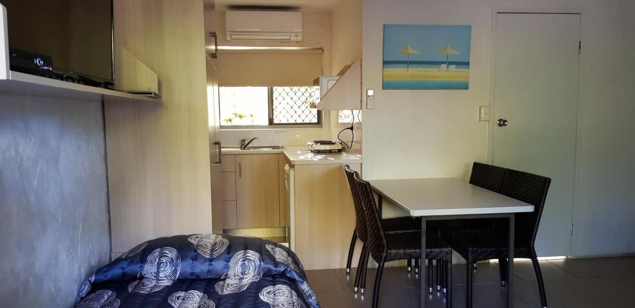Mango Tree Motel Агнес Уотър Екстериор снимка