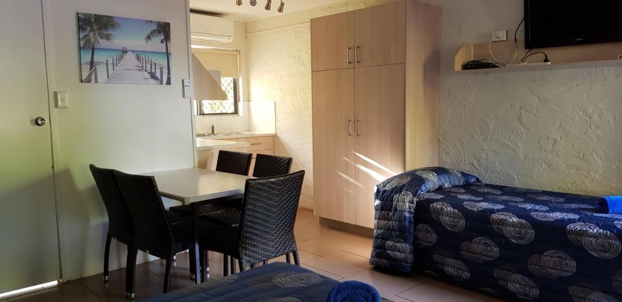 Mango Tree Motel Агнес Уотър Екстериор снимка