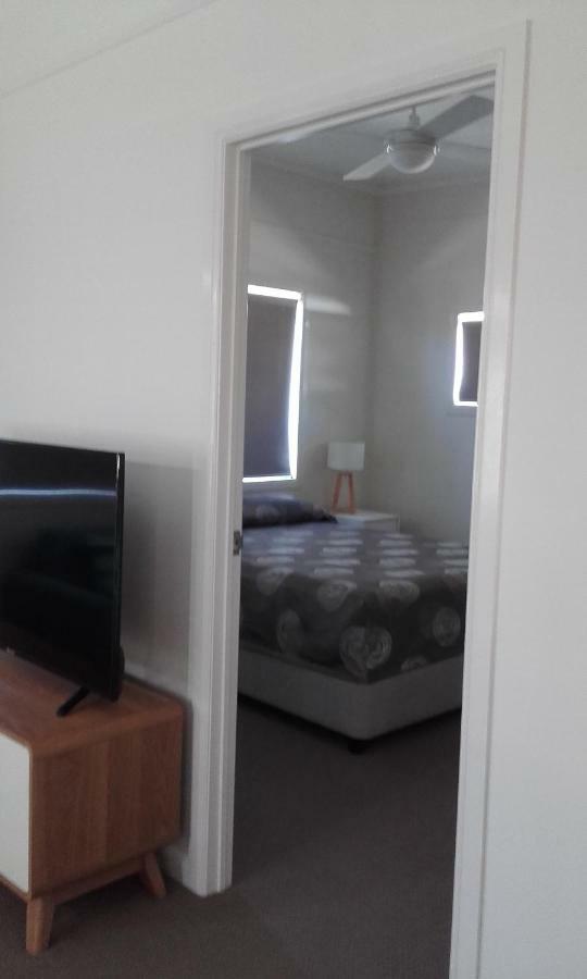 Mango Tree Motel Агнес Уотър Екстериор снимка
